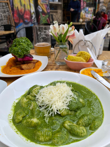 Almte. Montt 51, Valparaíso