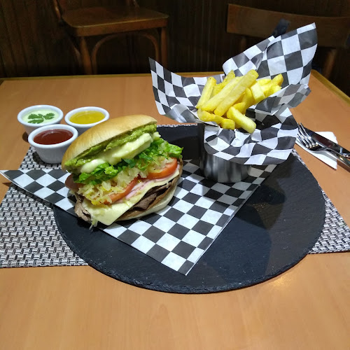 Sanguchazo Matucana - Gastronomía y hostelería