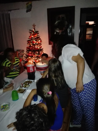 Mercado Centenario Phone number