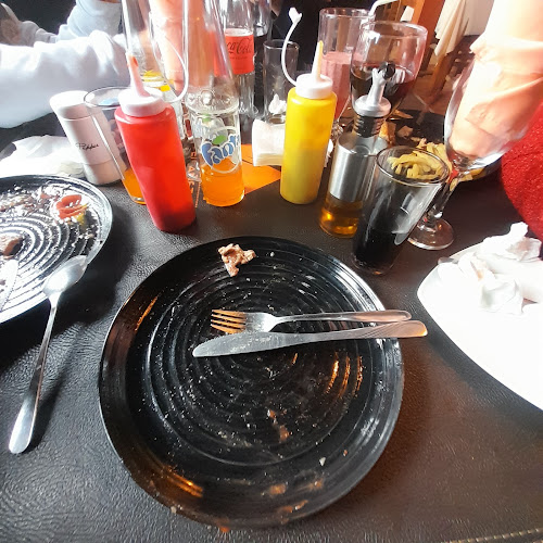 Comentarii opinii despre Manquehue Centro