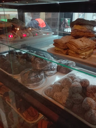 "Rico Sabor" Panadería Y Pastelería. - Padre las Casas
