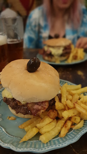 Comentarii opinii despre Club Maleville