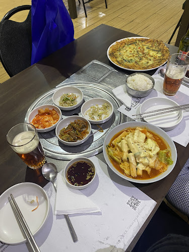 Restaurante HANURI - Recoleta