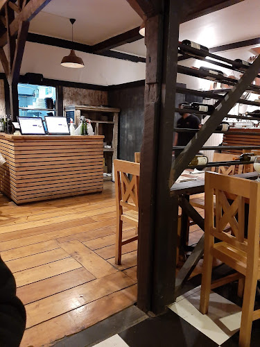 Comments and reviews of Delirio