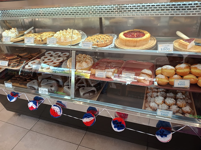 Opinii despre Panadería y pastelería La Espiga în Ñuñoa - Gastronomía y hostelería