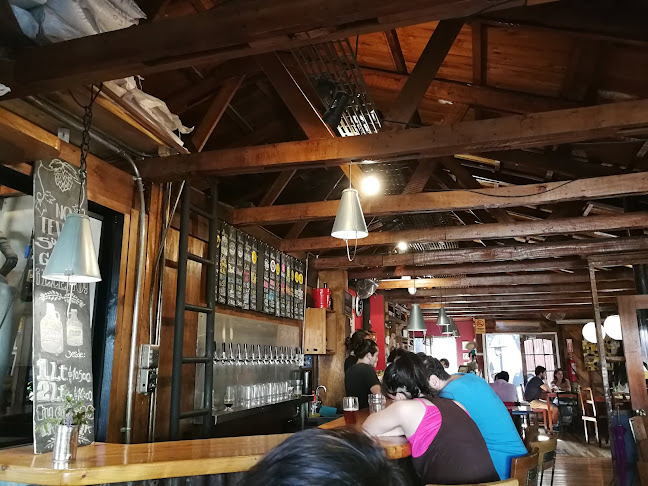 El Growler Phone number