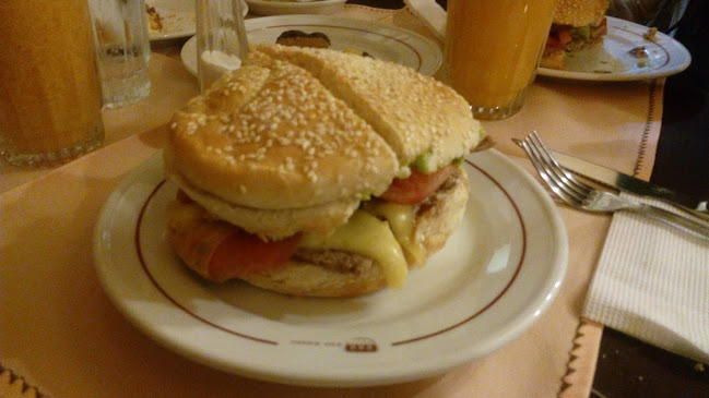 Comments and reviews of Café Colonia