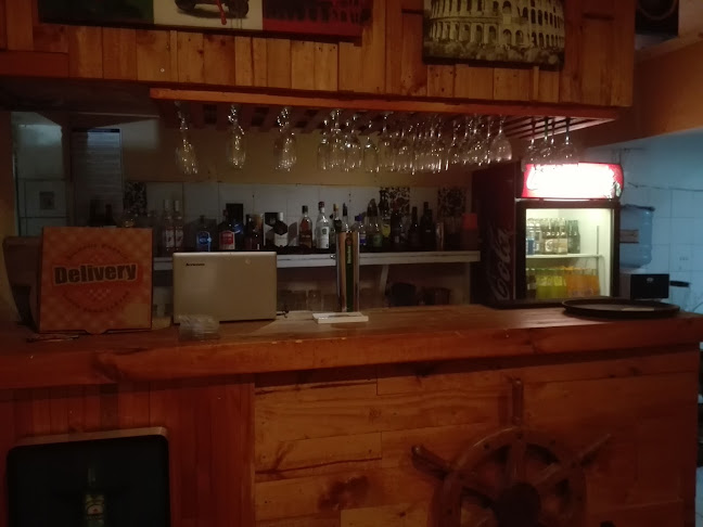 Comments and reviews of LaNapolitana Pizza/Bar