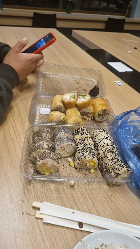 Opinii despre Sushi D'li Cesar gonzales în Calama - Gastronomía y hostelería