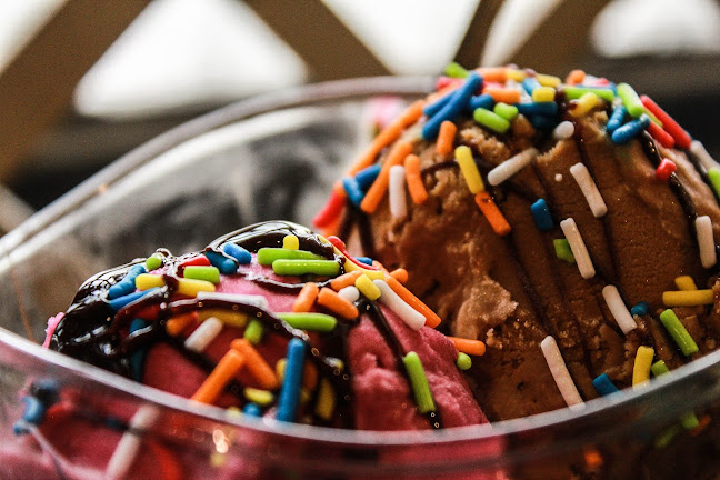 Mesón de Ñeko Collín Phone number