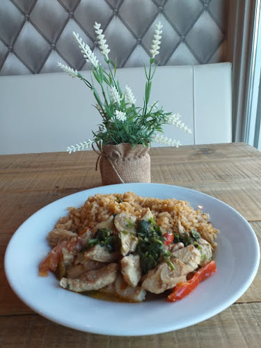 Makki Coffee and Lunch - Gastronomía y hostelería