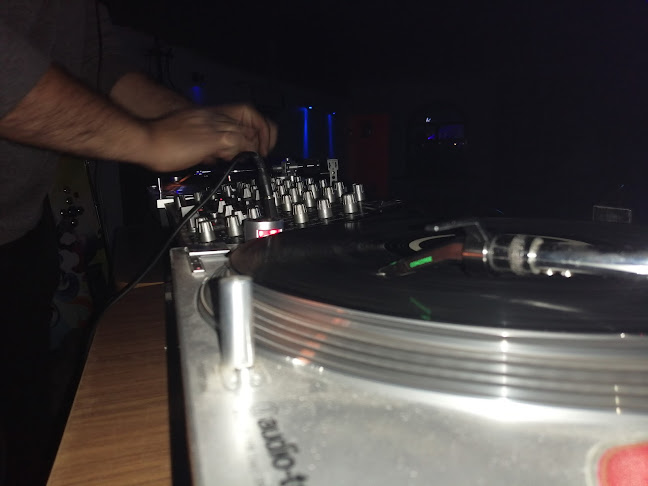 Sushi bar esmeralda Open Times