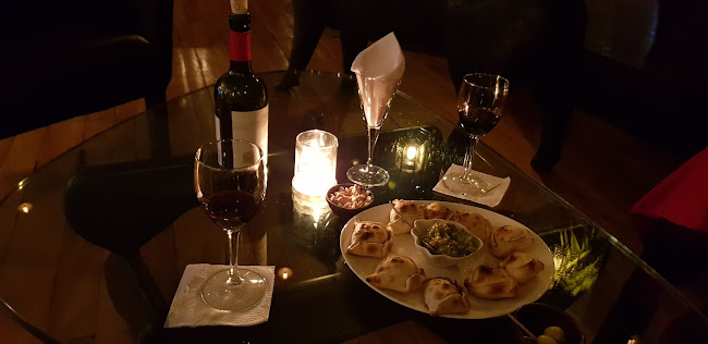 The Piano Bar At the Aubrey - Santiago