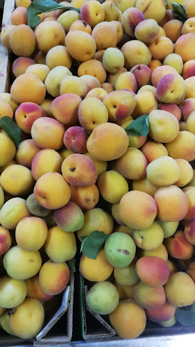 Comments and reviews of Venta de Verduras la Veguita