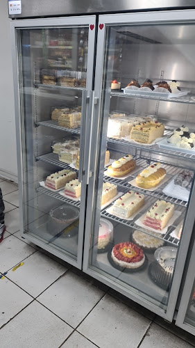 Reviews of Pasteleria Renacer in Peñalolén - Gastronomía y hostelería