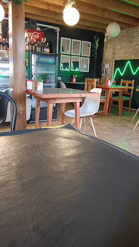 Sandwicheria y cafetería KM bien - Gastronomía y hostelería