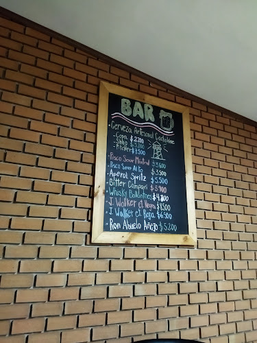 Opinii despre Faro Cocholgue Restaurante în Tome - Gastronomía y hostelería