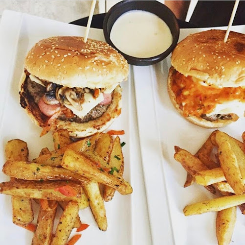 The Hills Restobar - Viña del Mar