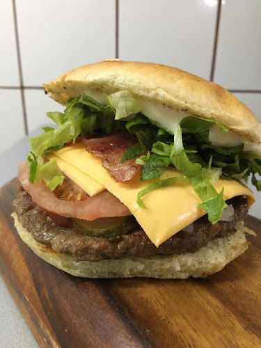 El Bajón de la Plaza - Ñuñoa