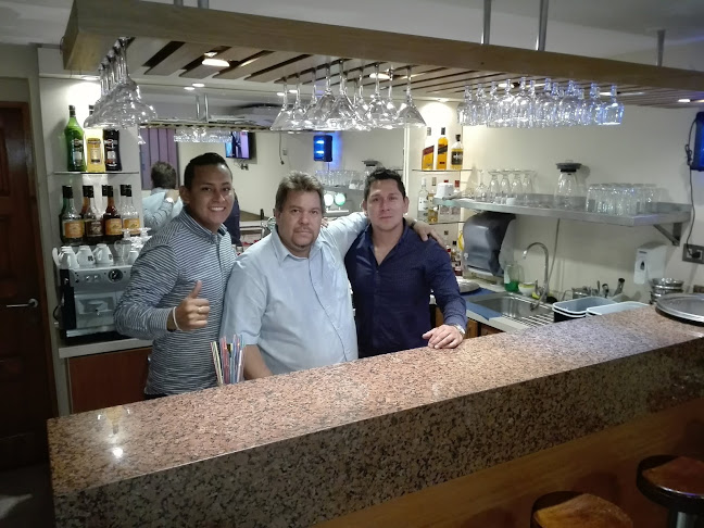 El Pollo Caballo - La Reina