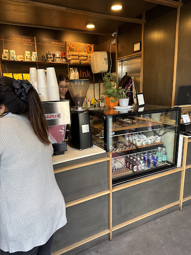 Think Cafetería Open Times