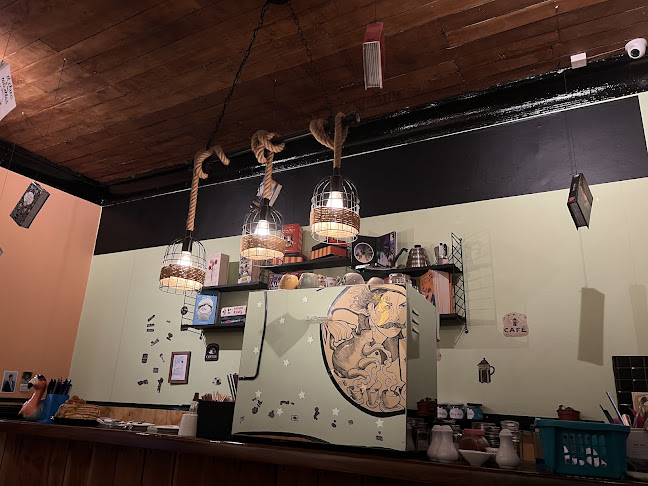 Comentarii opinii despre Cafetería Casa El Trébol