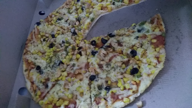 Full Pizza Clara Estrella