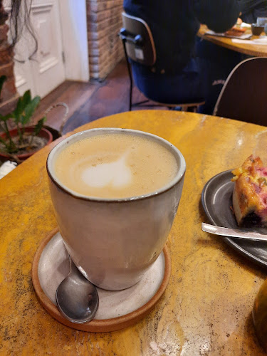 La huérfana - Gastronomía y hostelería