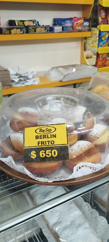 Reviews of Fábrica de empanadas Roy Sar in Santiago - Gastronomía y hostelería