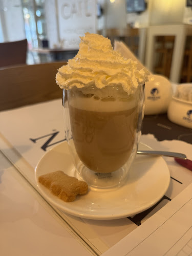 Opinii despre Café Berlín în Pucon - Gastronomía y hostelería