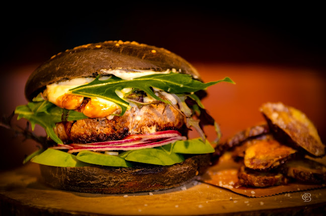 Veintiuno de Mayo 655, 5950000 Coyhaique, Aysén