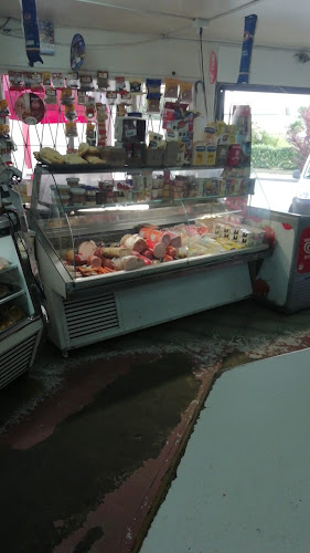 Opinii despre Panadería "El Mercadito" în Valdivia - Gastronomía y hostelería