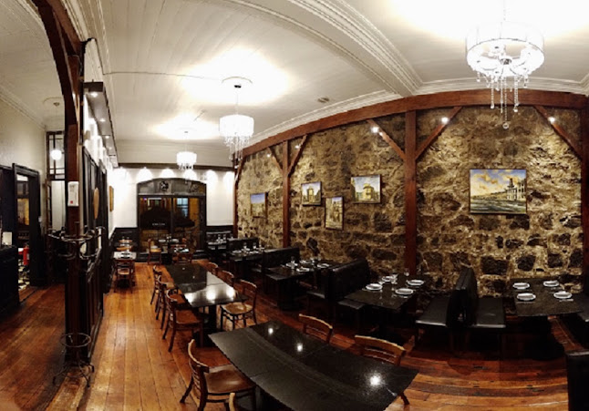 IL PAPARAZZO RISTORANTE & WINEBAR