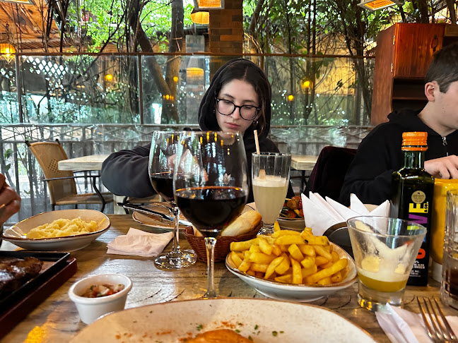 Rustiko Restaurant & Pub - Gastronomía y hostelería