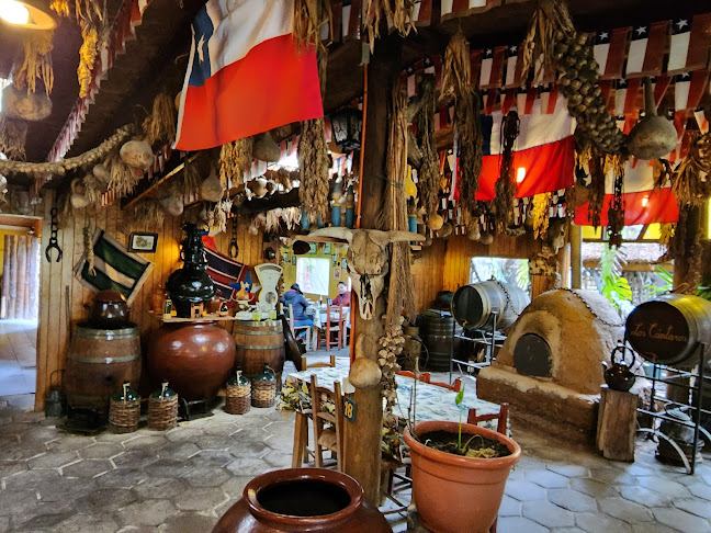 Comments and reviews of Restorant Cantaros De Tambillo