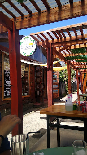 Adkantú, Restaurant Coñaripe