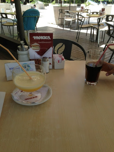 Comments and reviews of Café Mokka Clinica Las Condes