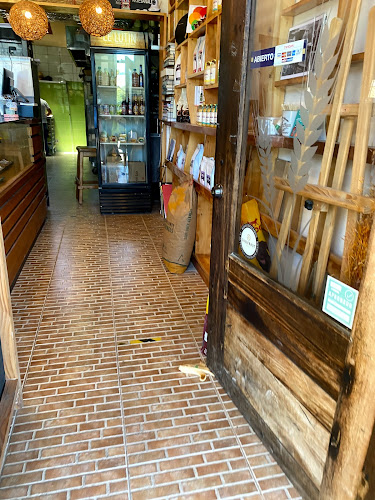 Comentarii opinii despre Le Lutin Panaderia Artesanal