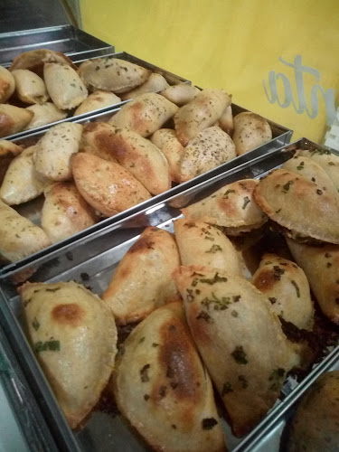 Comments and reviews of Lola pizza delivery