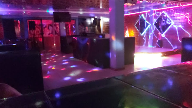 Kiss night club 2.0 - Gastronomía y hostelería