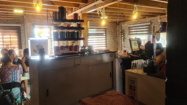 Sandwicheria y cafetería KM bien