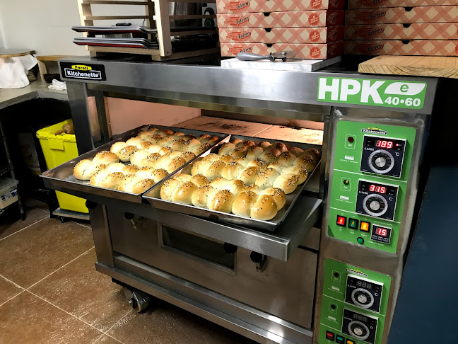 Restaurant Los Fundadores Cia . Ltda.