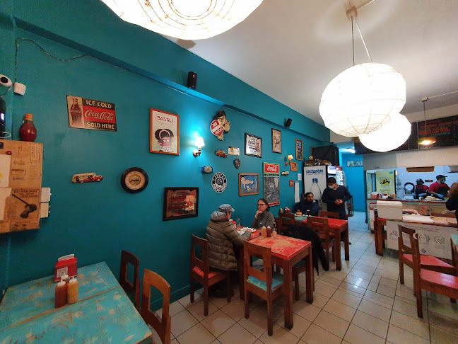Opinii despre Otto Sandwich Valdivia în Valdivia - Gastronomía y hostelería