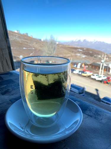 Opinii despre El Montañes (La Parva) în Lo Barnechea - Gastronomía y hostelería