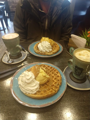 Comentarii opinii despre Club café