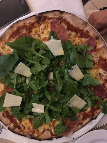 Comentarii opinii despre La Famiglia de Santis