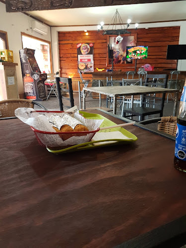 Pizzantro pub restaurant - Gastronomía y hostelería