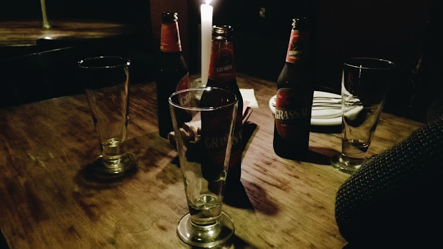 Comments and reviews of Die Pinte