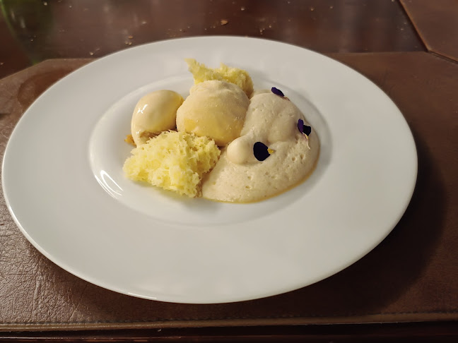 Av. Pdte. Kennedy Lateral 5741, 7560359 Las Condes, Región Metropolitana