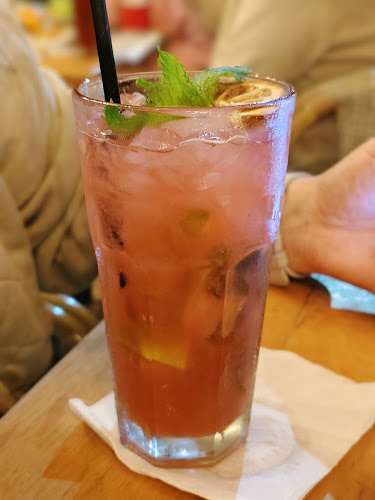 Av. Bernardo O'Higgins 619 A, 4920000 Pucon, Pucón, Araucanía